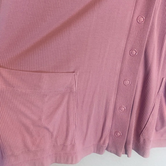 Torrid Women’s Super Soft Rib Snap Front Lounge Berry Conserve Cardigan. Size 2. - Picture 7 of 9